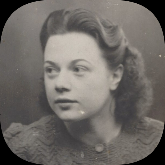 Mrs Catherine (Rena) Ezzi