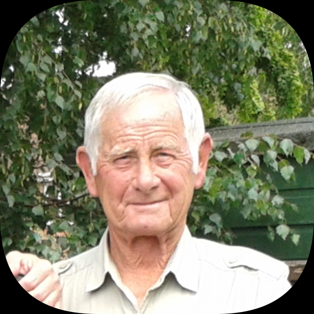 Mr Colin Harrop