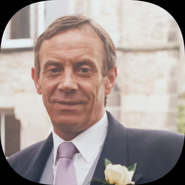 Mr Eamon Connolly