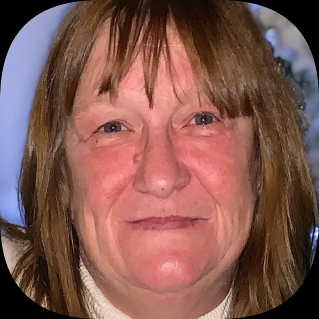 Mrs Laura Clarke