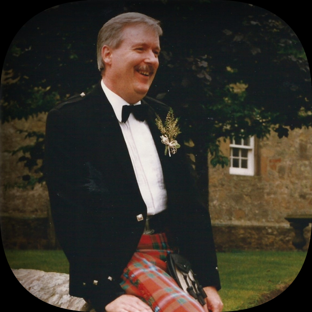 Mr Ian Drummond