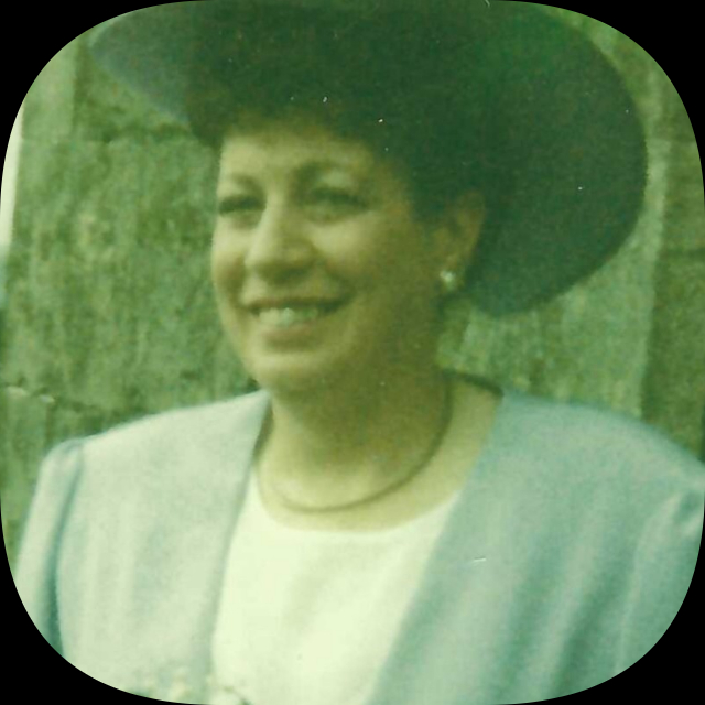 Adriana Van Den Beuken