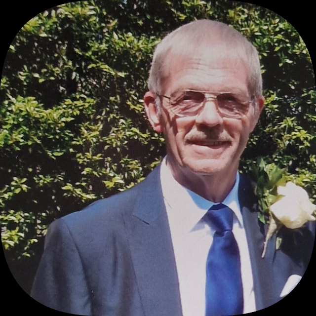 Mr David Woodward