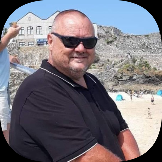 Mr Dave Hawkins