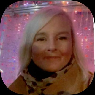 A photo of Lyndsay Humphries