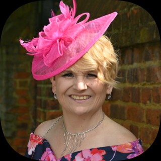 A photo of Sarah Kennett