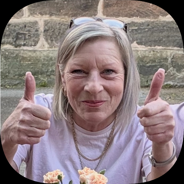 Mrs Joanne Street