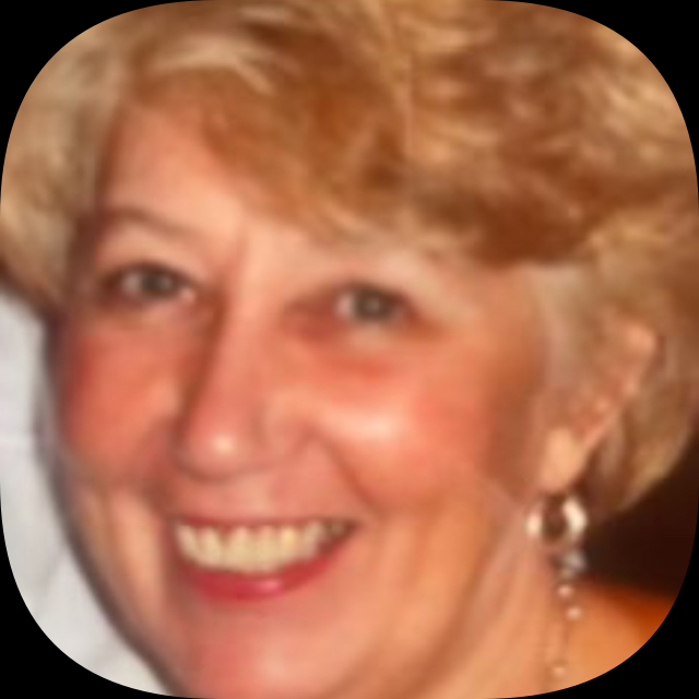 Mrs Patricia Petrie
