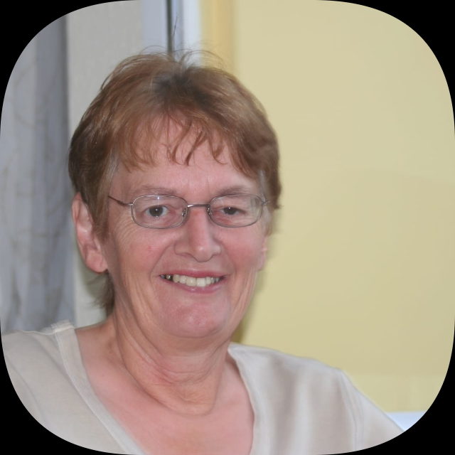 Mrs Jacqueline Hannah Hooton