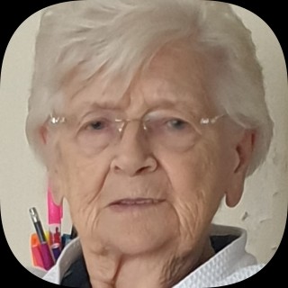 A photo of Kathleen Sanderson