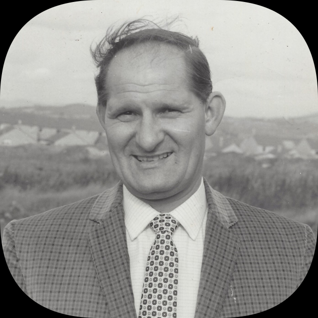 Mr Allan Yates