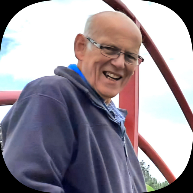 Mr Douglas Hanning