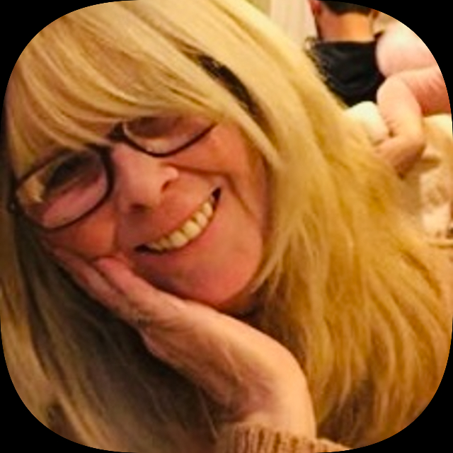 Mrs Susan Ellis