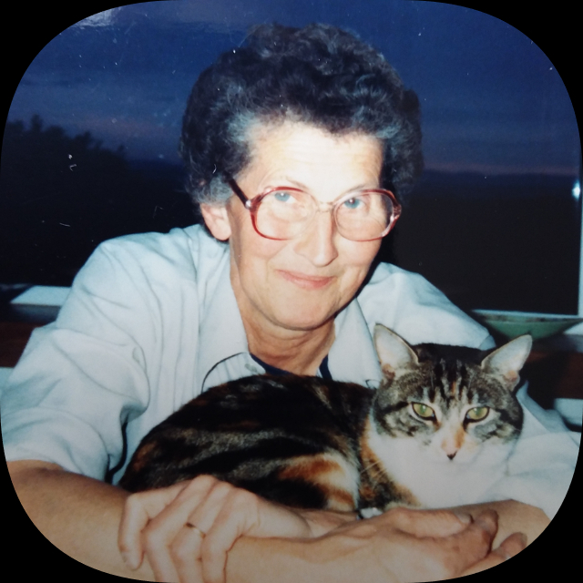 Mrs Marjorie Grant