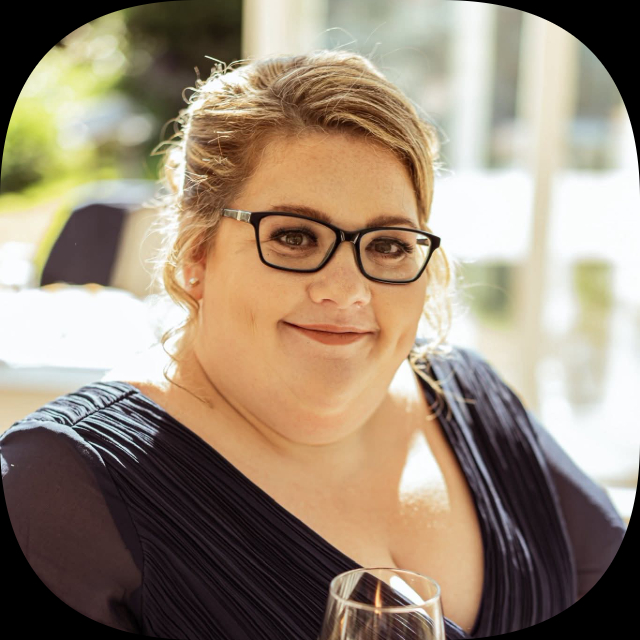 Miss Kelly Marie Palfreyman