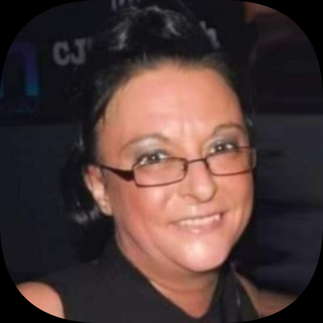Miss Evonne Pattison