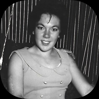 A photo of Eileen Reid