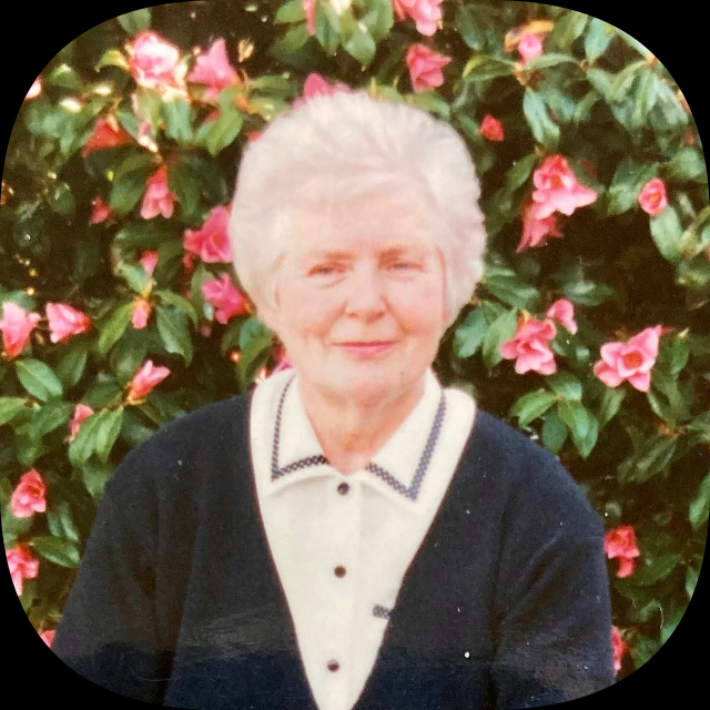 Mrs Doris Harris