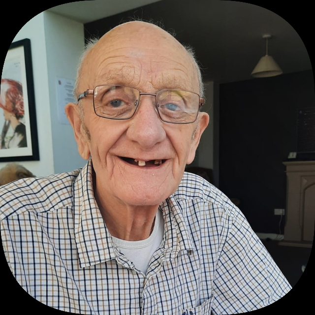 Mr Leslie Noden